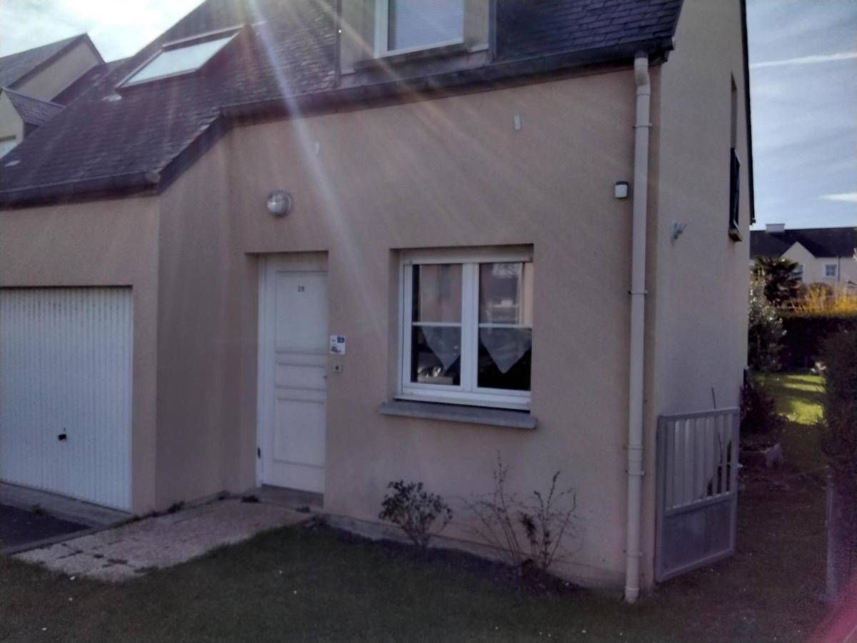 La Petite Mouette Bed & Breakfast Ouistreham Exterior photo